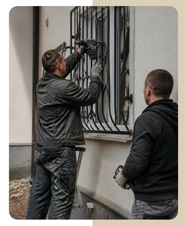 Установка наружных решеток в Черногорске от 5001 р. | ДвериЛегко-Чрн